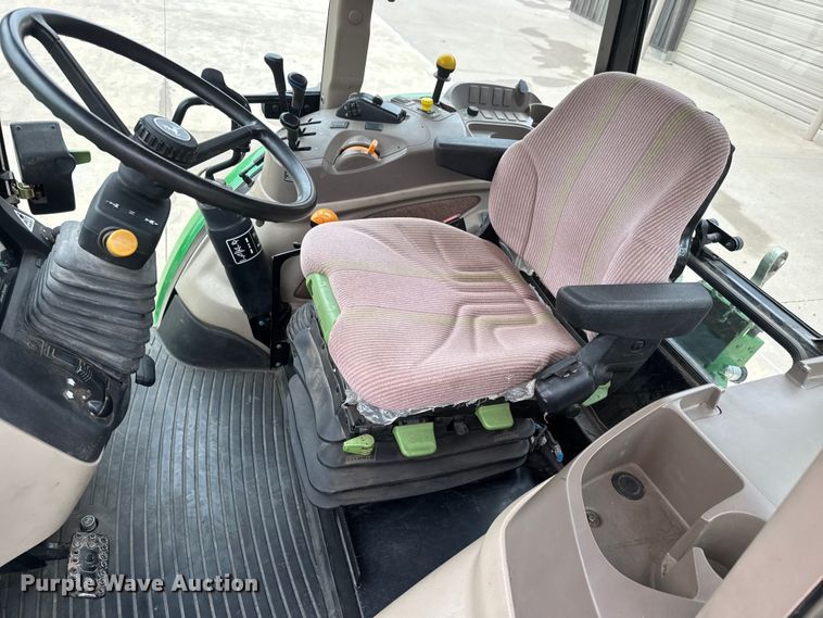 image for item EM8496 2010 John Deere 5085M MFWD tractor