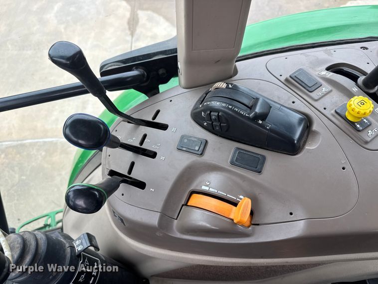 image for item EM8496 2010 John Deere 5085M MFWD tractor