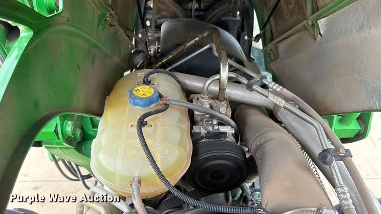 image for item EM8496 2010 John Deere 5085M MFWD tractor