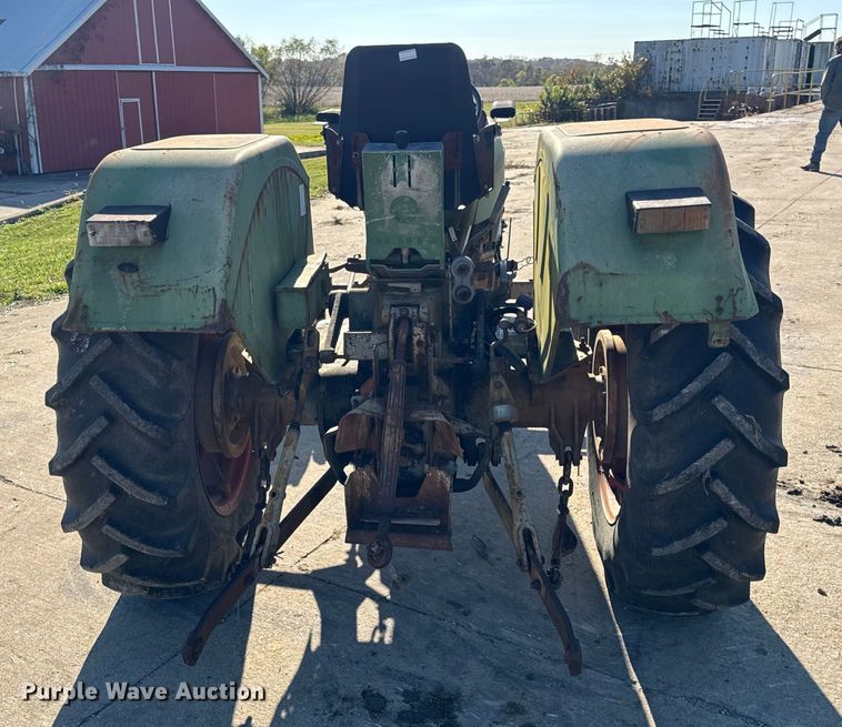 image for item EN0686 Deutz D4006 tractor