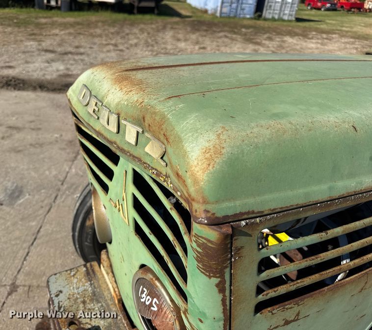 image for item EN0686 Deutz D4006 tractor