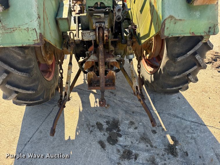 image for item EN0686 Deutz D4006 tractor