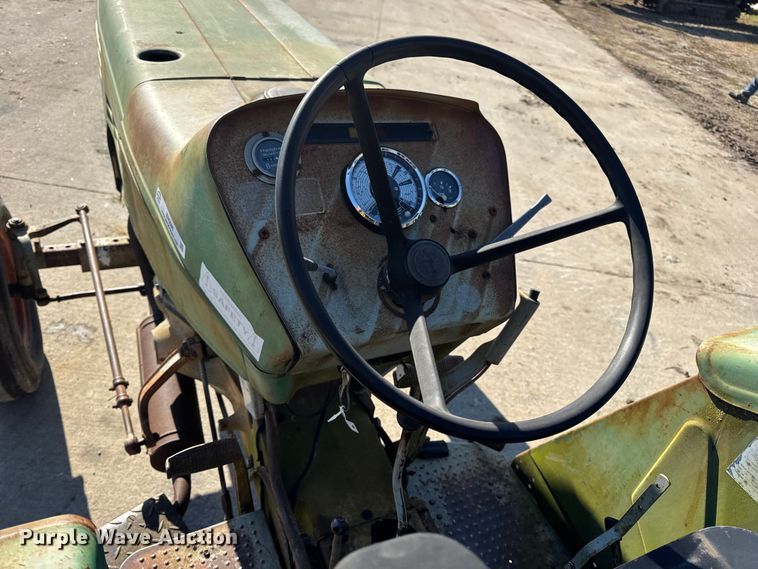 image for item EN0686 Deutz D4006 tractor