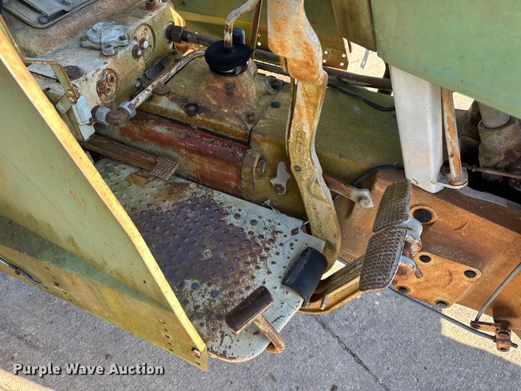 image for item EN0686 Deutz D4006 tractor