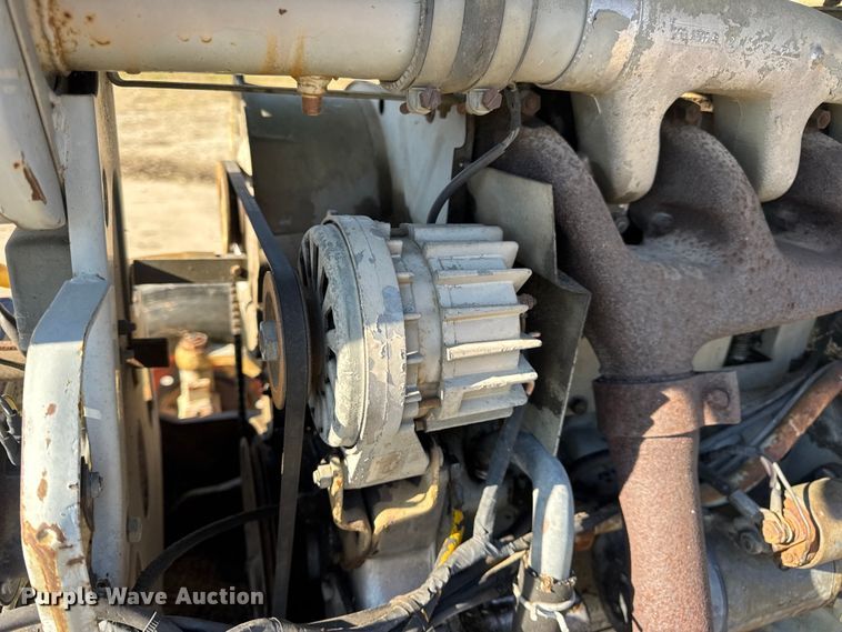 image for item EN0686 Deutz D4006 tractor