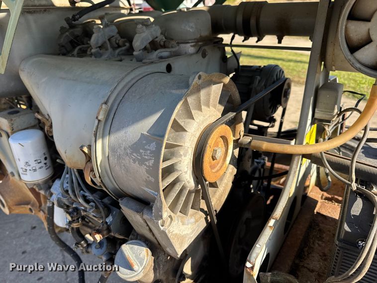 image for item EN0686 Deutz D4006 tractor