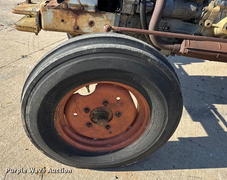 image for item EN0686 Deutz D4006 tractor