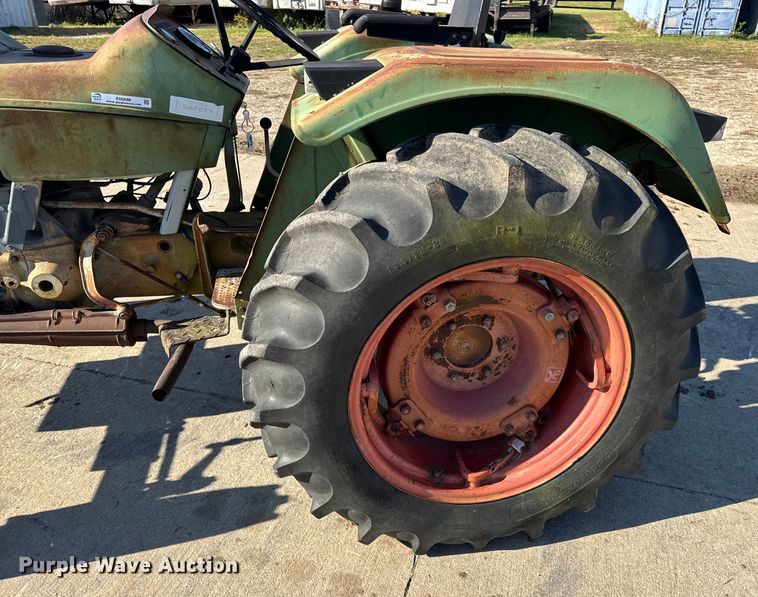image for item EN0686 Deutz D4006 tractor