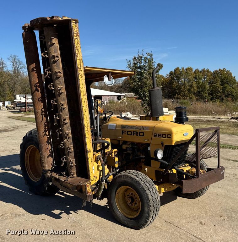 image for item EN0690 Ford 260C tractor