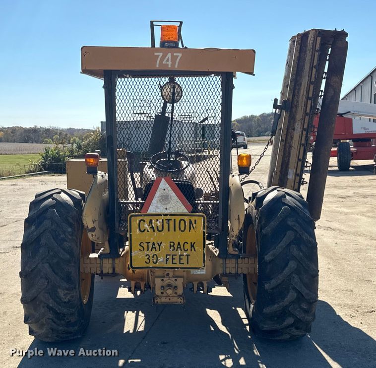 image for item EN0690 Ford 260C tractor