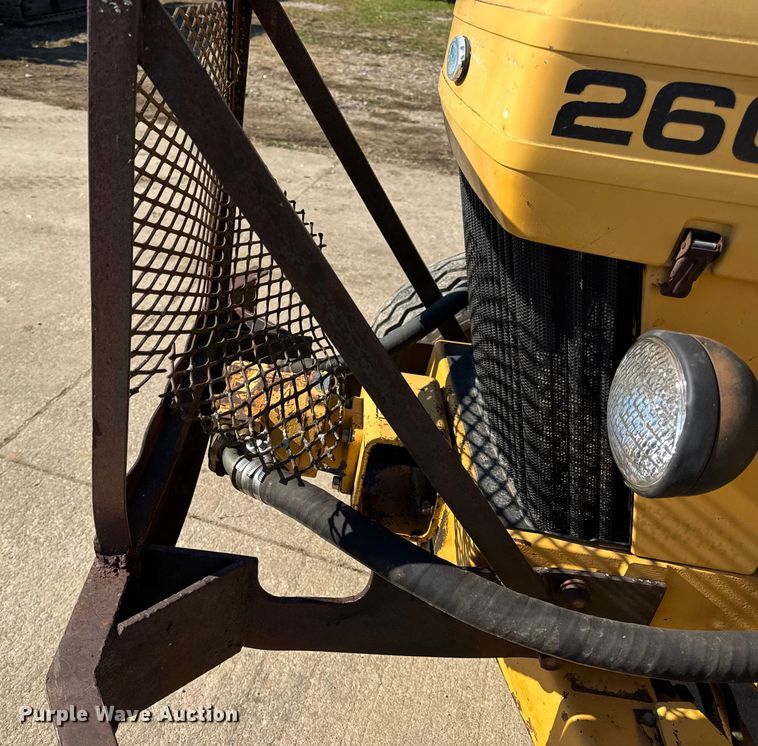 image for item EN0690 Ford 260C tractor