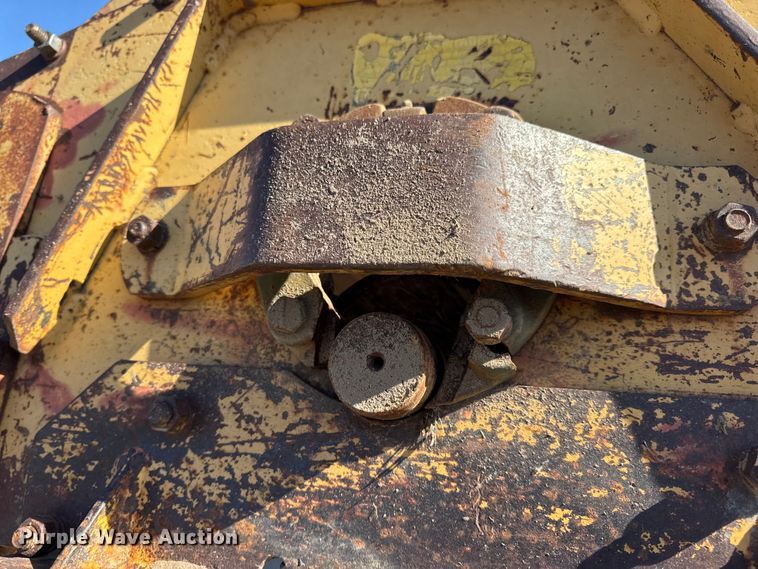 image for item EN0690 Ford 260C tractor