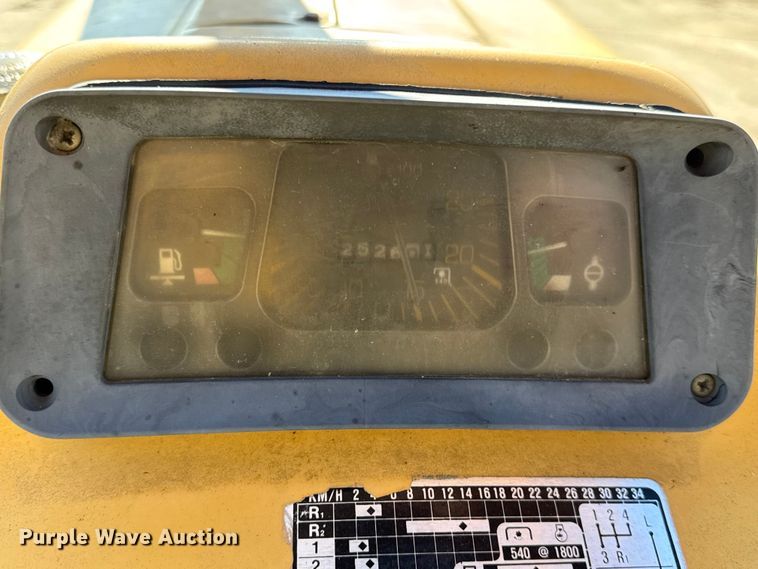 image for item EN0690 Ford 260C tractor