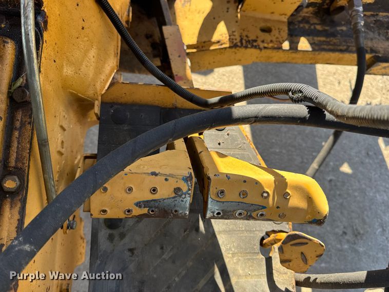 image for item EN0690 Ford 260C tractor