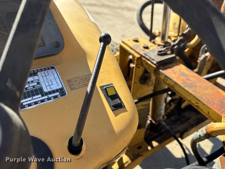 image for item EN0690 Ford 260C tractor