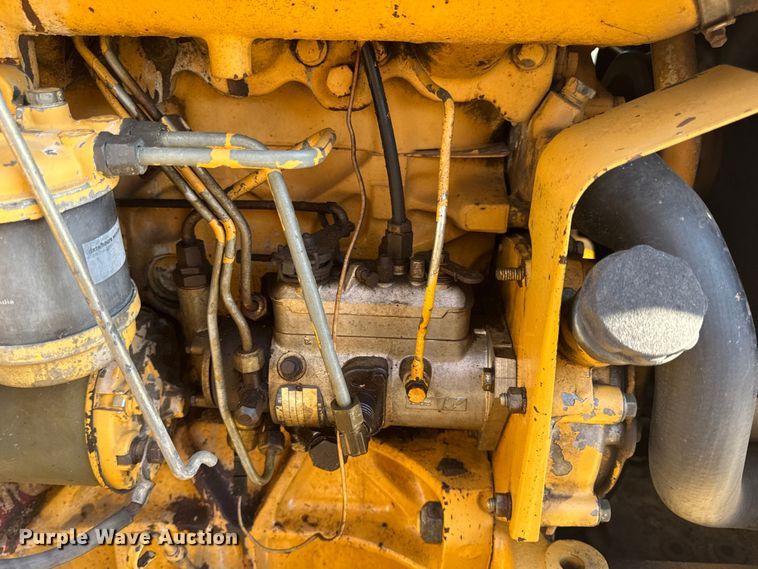 image for item EN0690 Ford 260C tractor