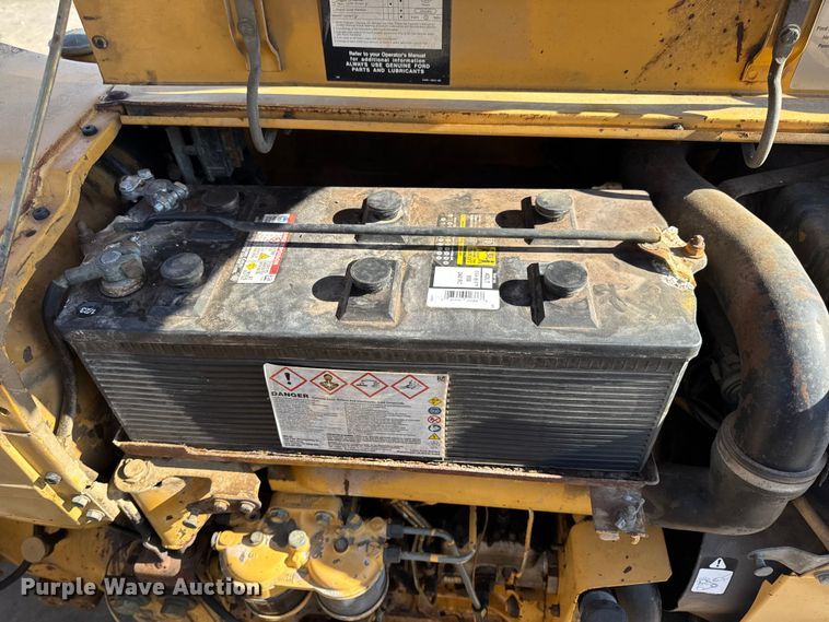 image for item EN0690 Ford 260C tractor