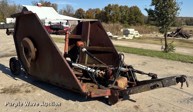 image for item EN0692 Bush Hog batwing rotary mower