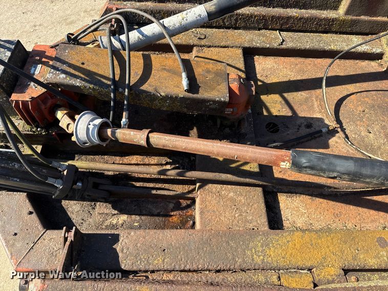 image for item EN0692 Bush Hog batwing rotary mower