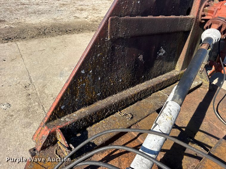 image for item EN0692 Bush Hog batwing rotary mower