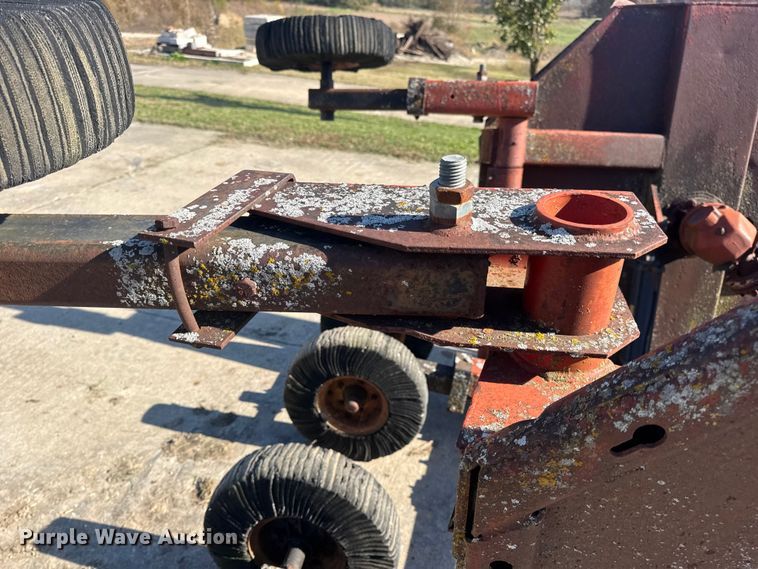 image for item EN0692 Bush Hog batwing rotary mower