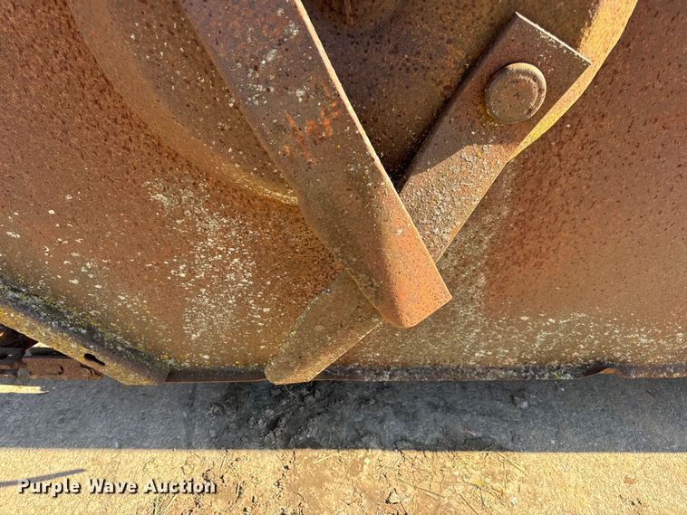 image for item EN0692 Bush Hog batwing rotary mower