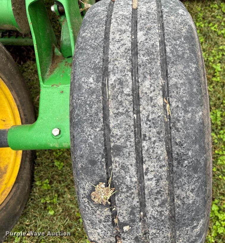 image for item EN5748 2011 John Deere CX15 rotary mower