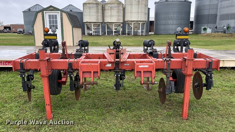 image for item EN5749 2005 Krause 4830-530R in-line ripper