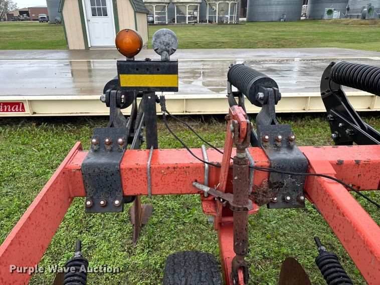 image for item EN5749 2005 Krause 4830-530R in-line ripper