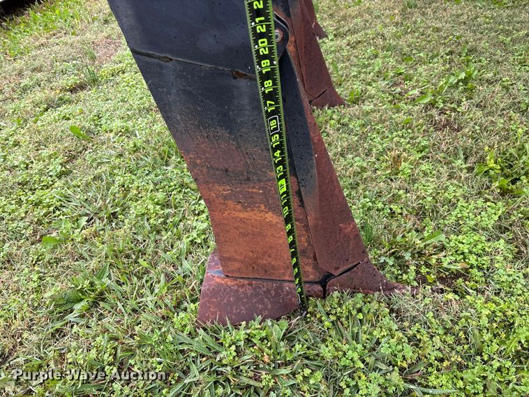 image for item EN5749 2005 Krause 4830-530R in-line ripper