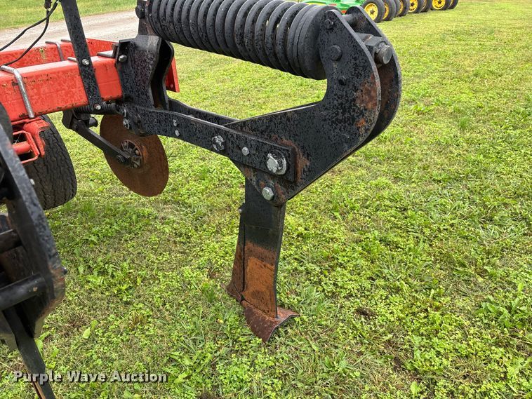 image for item EN5749 2005 Krause 4830-530R in-line ripper