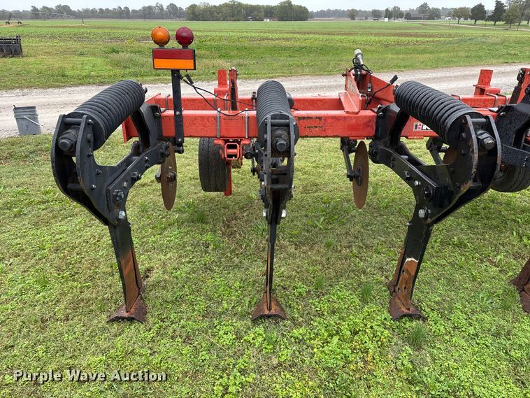 image for item EN5749 2005 Krause 4830-530R in-line ripper