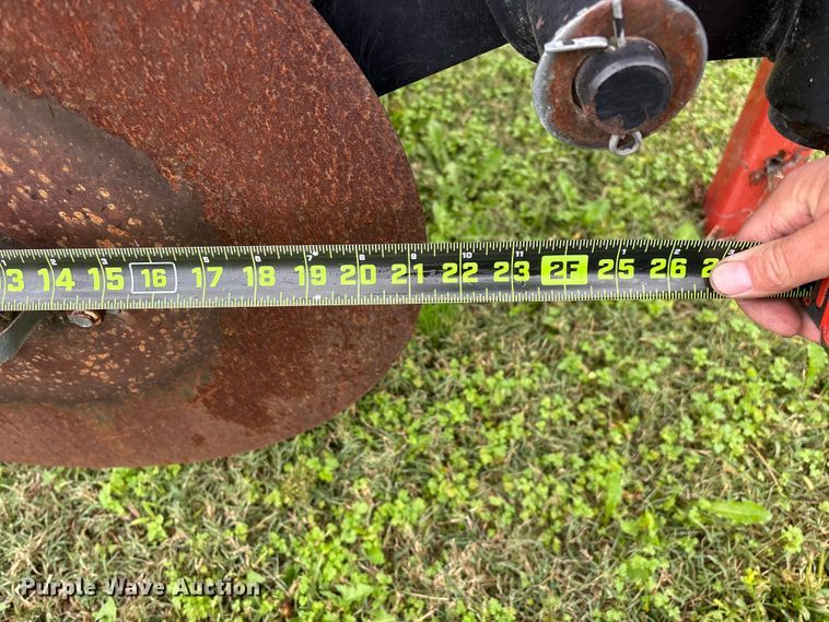 image for item EN5749 2005 Krause 4830-530R in-line ripper