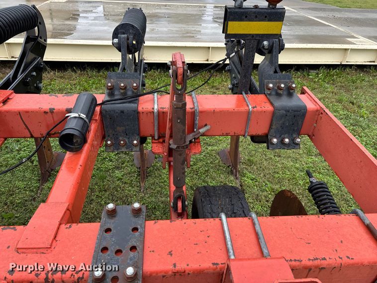 image for item EN5749 2005 Krause 4830-530R in-line ripper