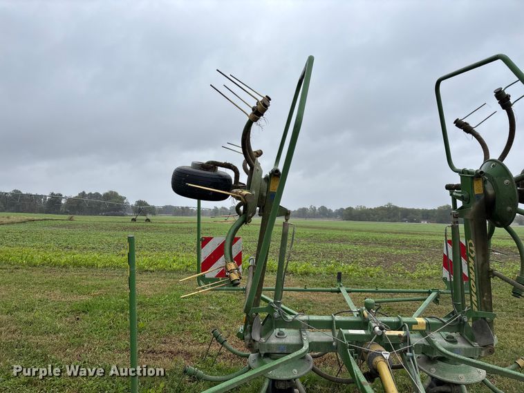 image for item EN5753 Krone KW5.52/4x7T hay tedder