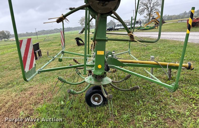 image for item EN5753 Krone KW5.52/4x7T hay tedder