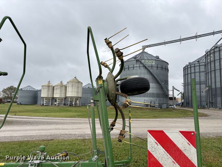 image for item EN5753 Krone KW5.52/4x7T hay tedder