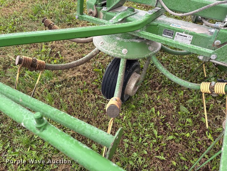 image for item EN5753 Krone KW5.52/4x7T hay tedder