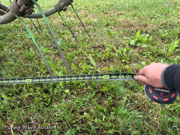 image for item EN5753 Krone KW5.52/4x7T hay tedder