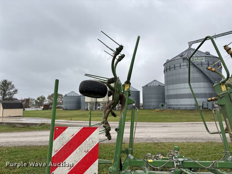 image for item EN5753 Krone KW5.52/4x7T hay tedder