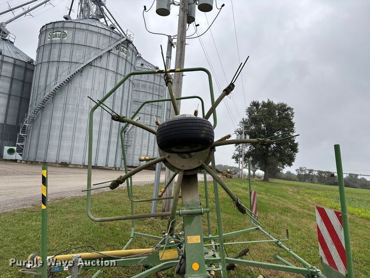 image for item EN5753 Krone KW5.52/4x7T hay tedder