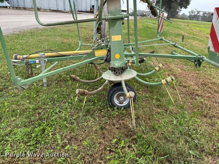 image for item EN5753 Krone KW5.52/4x7T hay tedder