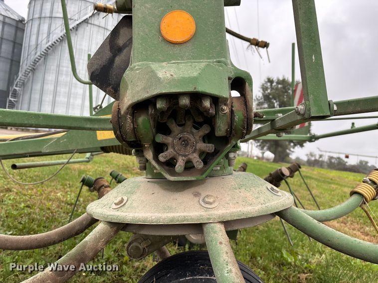 image for item EN5753 Krone KW5.52/4x7T hay tedder