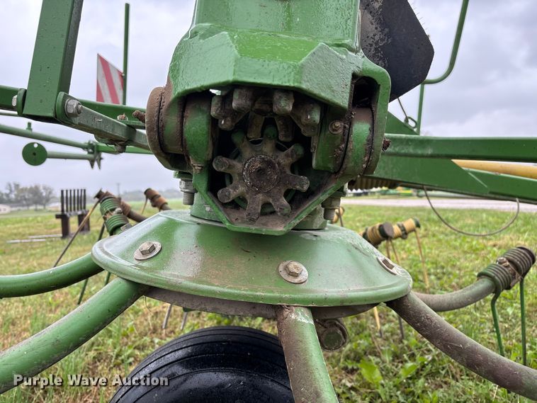 image for item EN5753 Krone KW5.52/4x7T hay tedder