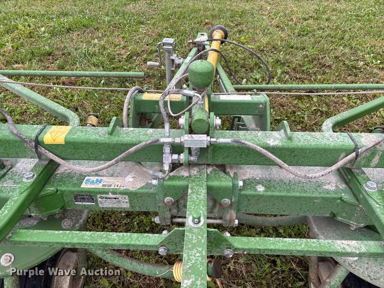 image for item EN5753 Krone KW5.52/4x7T hay tedder