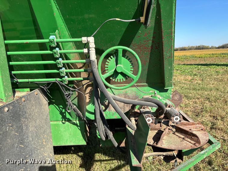 image for item EN5759 BBI spreader