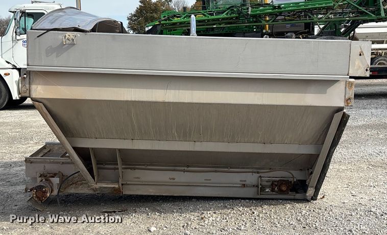 image for item EN5768 New Leader MultApplier L4000G4 spreader bed insert