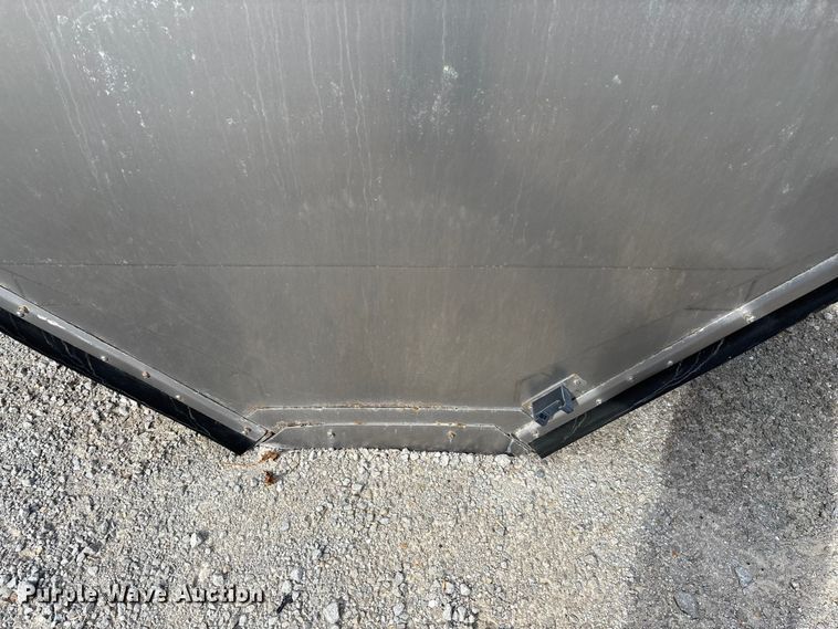 image for item EN5768 New Leader MultApplier L4000G4 spreader bed insert