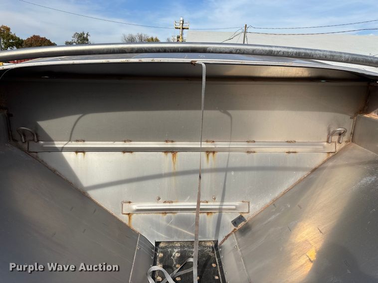 image for item EN5768 New Leader MultApplier L4000G4 spreader bed insert