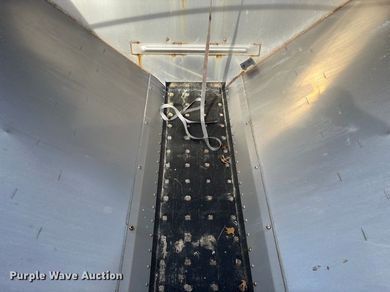 image for item EN5768 New Leader MultApplier L4000G4 spreader bed insert